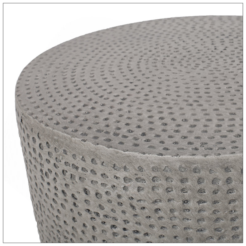 Table d'appoint d'extérieur en béton léger