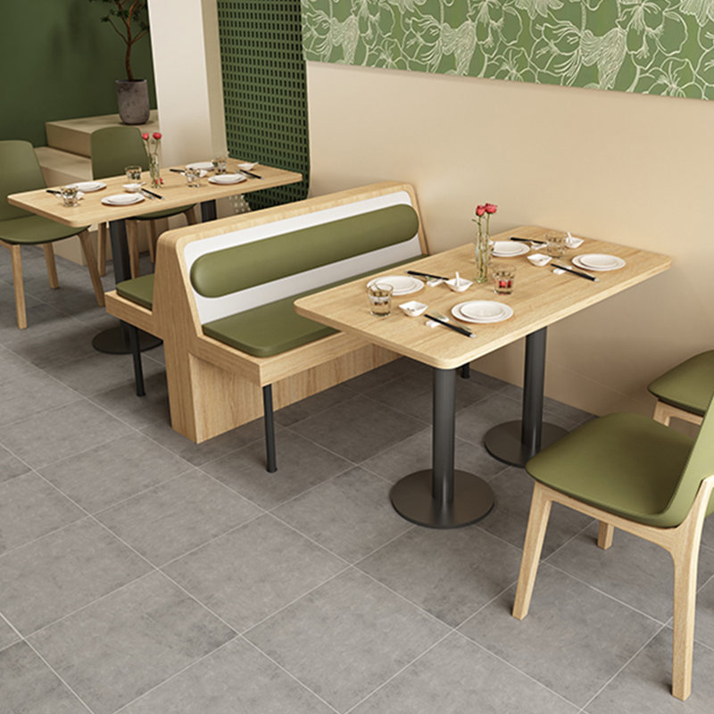 Banc rembourré simple et élégant