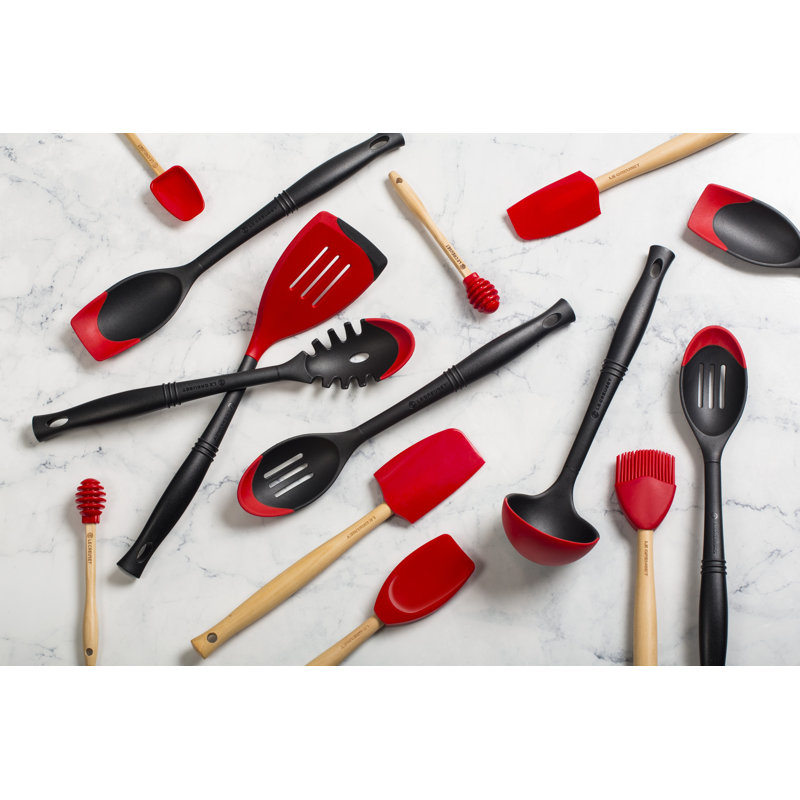 Le Creuset Silicone Pastry Brush, Cerise