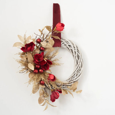 Couronne asymétrique vin de Noël avec porte en cèdre tissé en osier et ruban de velours