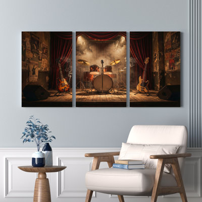 Ensemble de 3 tableaux sur toile représentant une scène de concert rock vintage avec guitares et batterie