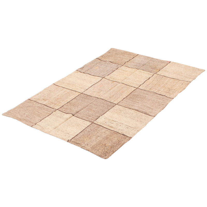 Tapis brun clair en laine tissé à plat à la main à motif patchwork Martiya 5 pi 3 po x 7 pi 8 po