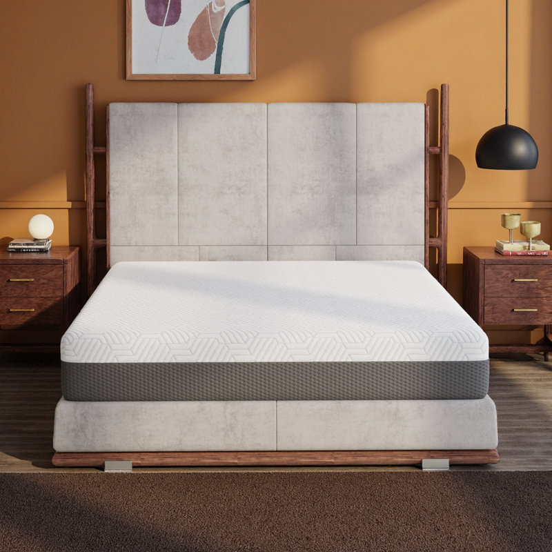 Très grand matelas californien en mousse à mémoire de forme rafraîchissante californienne - Lit doux infusé de gel de 12 pouces avec soulagement de la pression et contrôle de la température, livraison en boîte