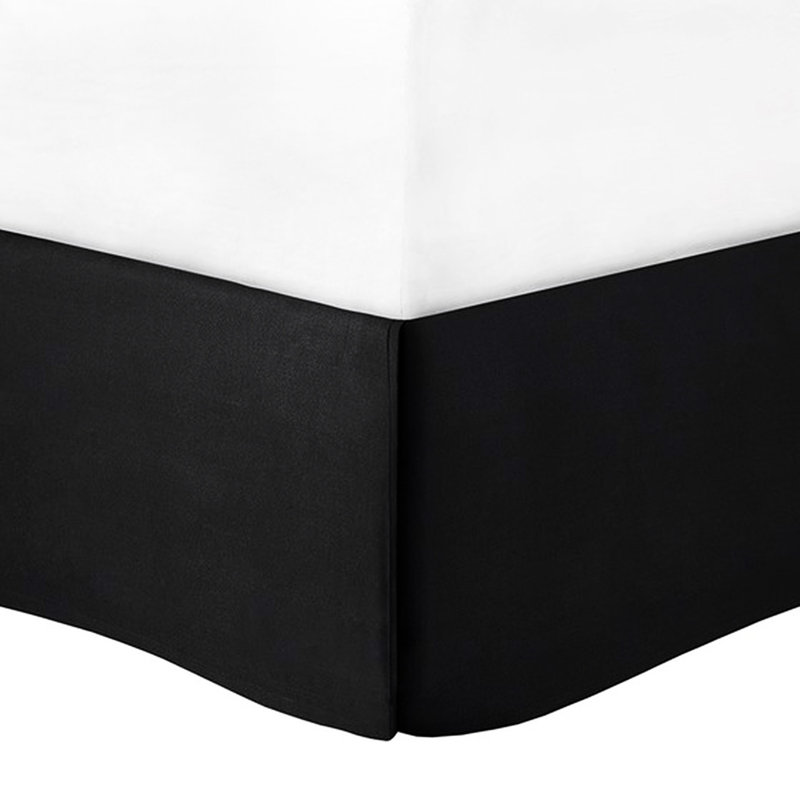 Grand édredon noir - 7 pièces. Coton complexe imprimé. Remplir. 2 taies décoratives, 3 coussins, 1 édredon, . Facile à entretenir et confortable. Rembourrage élégant. Complet avec choix lavable à la machine
