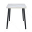 Table de salle à manger rectangulaire moderne et minimaliste, pouvant accueillir de 4 à 6 personnes. Comptoir en verre trempé + panneau de fibres à densité moyenne inférieur, texture imitation marbre, pieds fuselés en métal noir. Convient aux restaurants minimalistes.-1437520070
