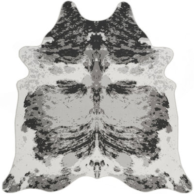 Hide GC_CHD1007 Gray 5 Ft. X 7 Ft. Area Rug