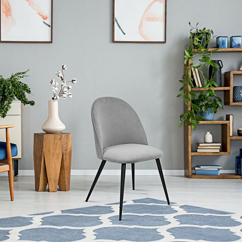 Chaise d'appoint rembourrée capitonnée en bois manufacturé, Gris clair