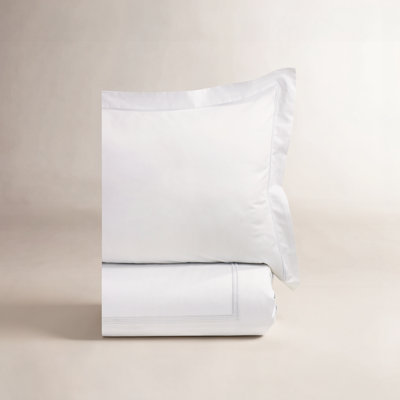 Azalia Traditional Duvet Cover