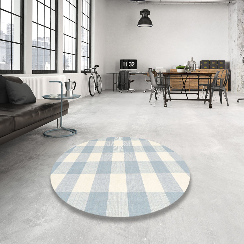Plaid Indoor Rug, Round 8'