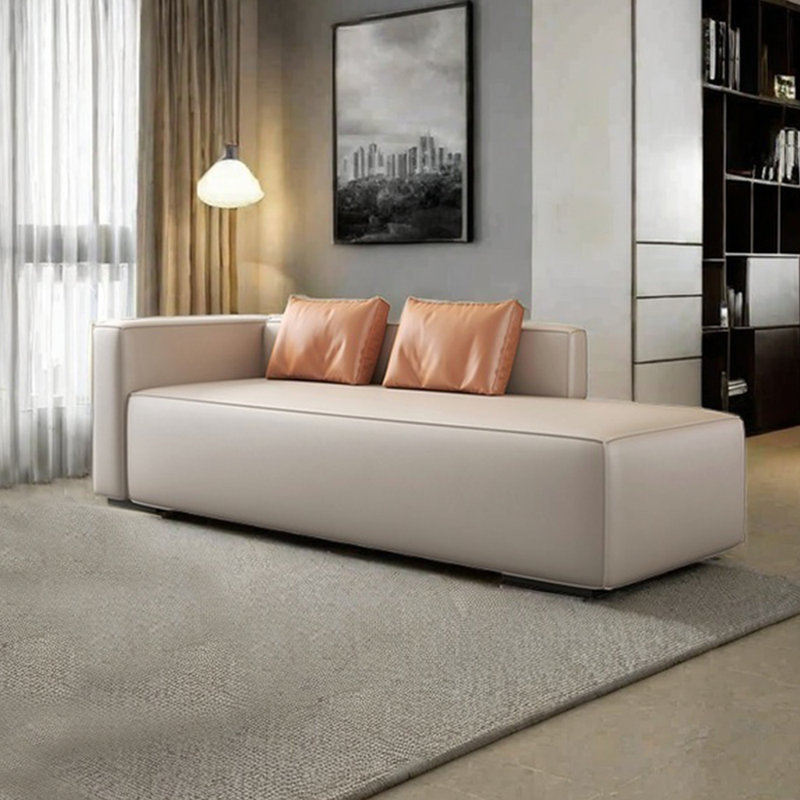 Rasa, Orienté à gauche (vu de face), Beige
