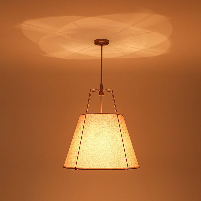 Luminaire suspendu fuselé en lin 4 lumières Nyjel, H 26 po x l 23,6 po x P 23,6 po, Beige, Doré