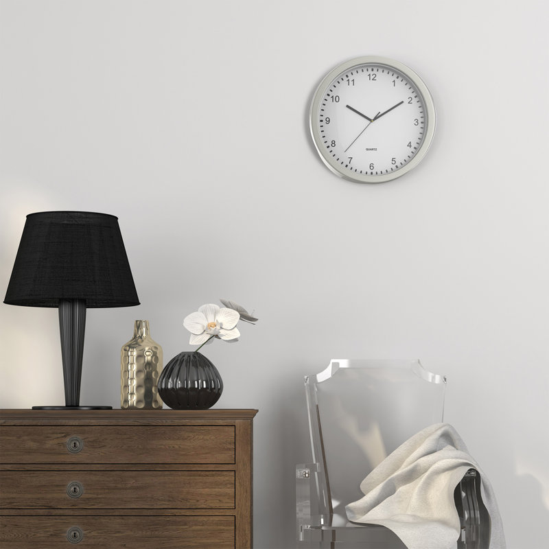 Coffre-fort pour horloge murale à compartiment caché - 10 po par Trademark Home