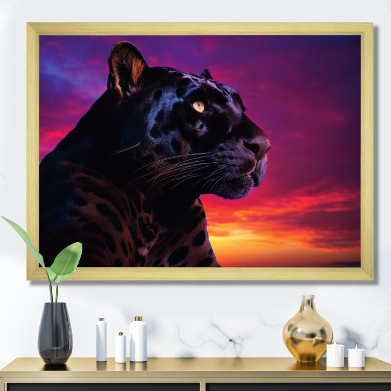 «Orange Orange Panther Against The Horizon II», reproduction sur toile, H 16 po x l 32 po x P 1 po, Cadre doré simple
