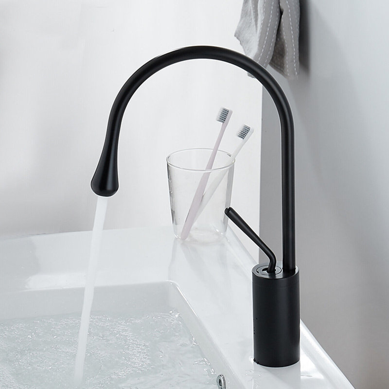 Robinet de salle de bain à un trou
