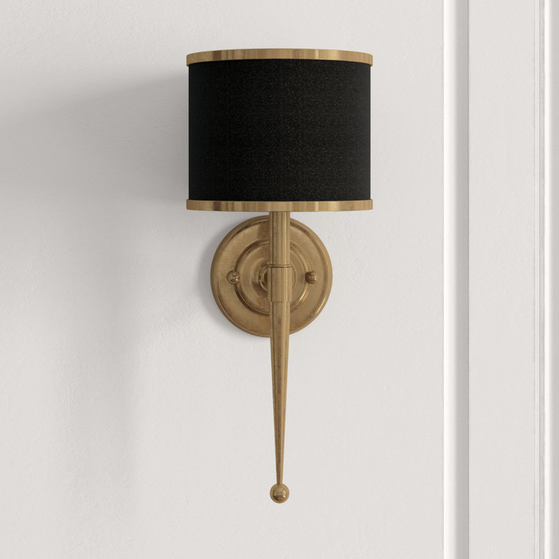 Primo 1 - Light Wallchiere, Black