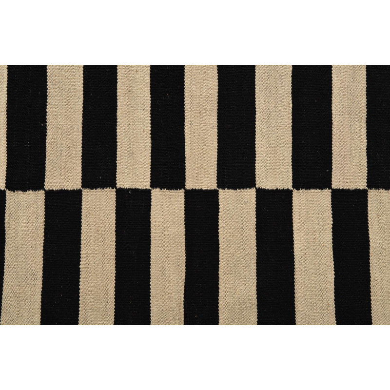 Tapis noir et blanc Pinkerton