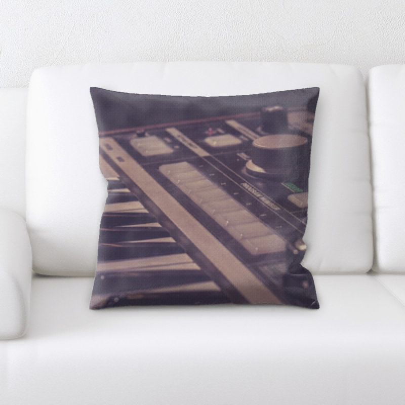Coussin décoratif synthé Gurley