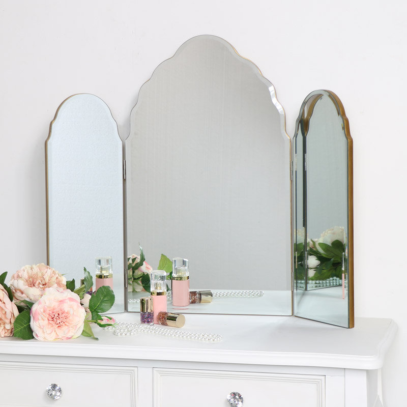 Encinas Metal Wall Mirror