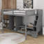 Structure de lit double pleine grandeur avec garde-robe, table de rangement basse et escalier de rangement-106359641