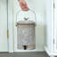 Petite poubelle à pédale 2 gallons avec couvercle et poignée, décor de poubelle rustique maison de campagne-525814918