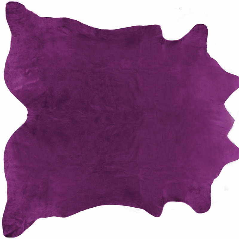 Tapis en peau de vache prune 6 pi x 7 pi fait à la main