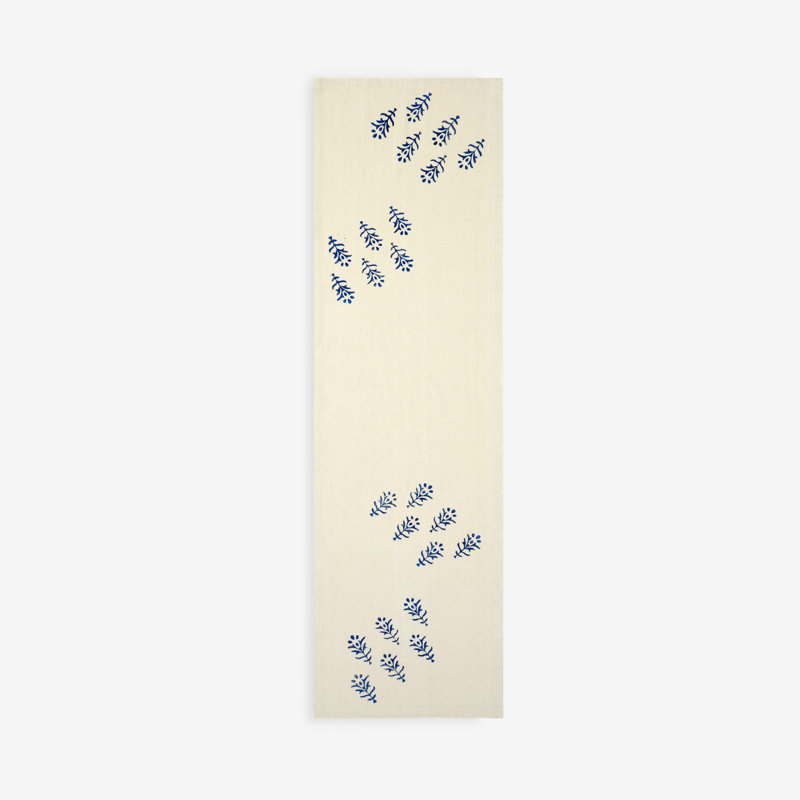 Delby Embroidered Oval