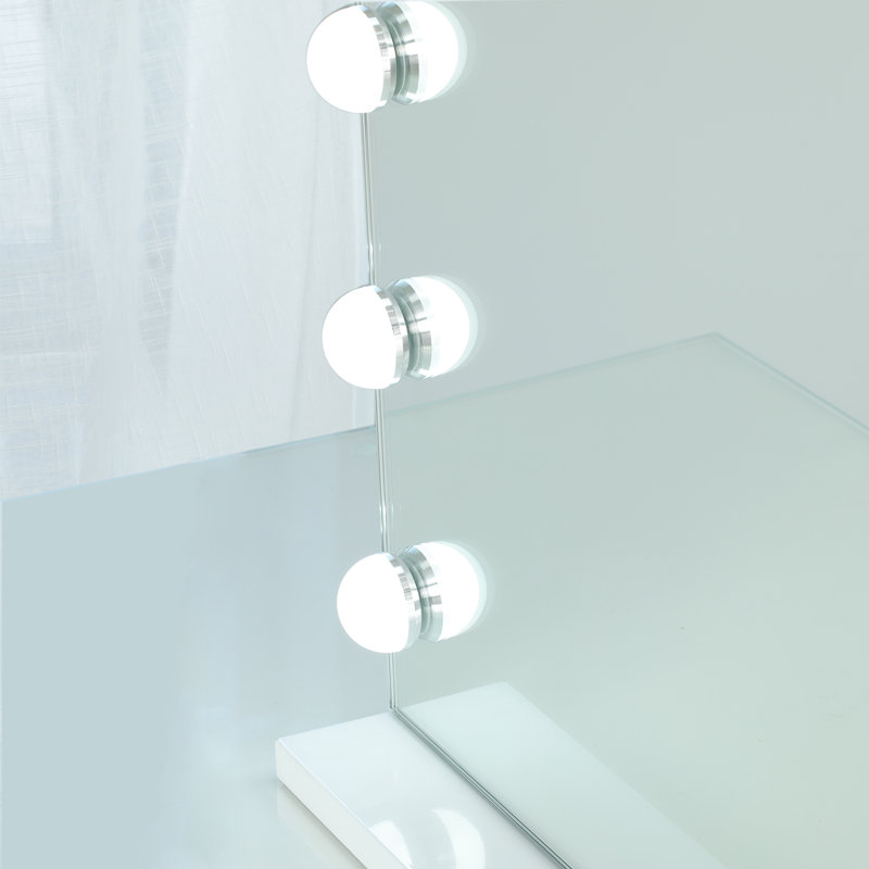 Gerlad Metal Flat Mirror, 23.81" X 27.56"
