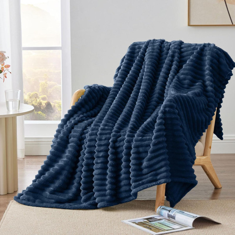 Machine Tufted Throw Blanket, Navy Blue, 200cm x 150cm
