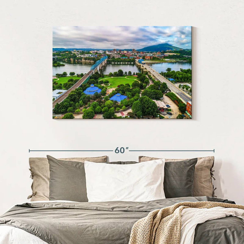 Chattanooga, Tennessee, H 30 po x l 45 po