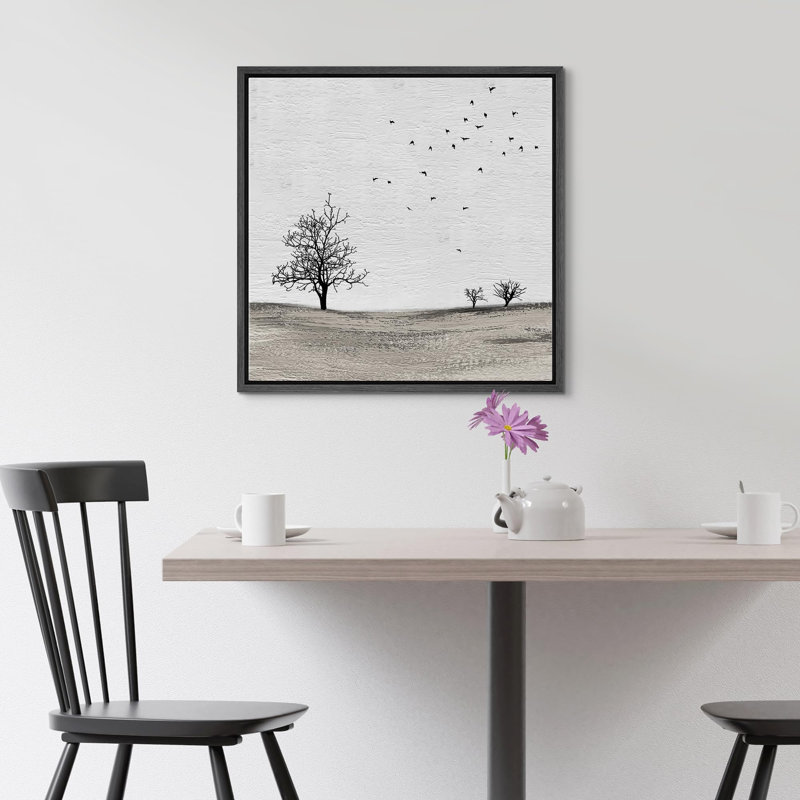 Oiseaux qui volent au-dessus d'un champ gris avec des arbres, Noir, H 16 po x l 16 po