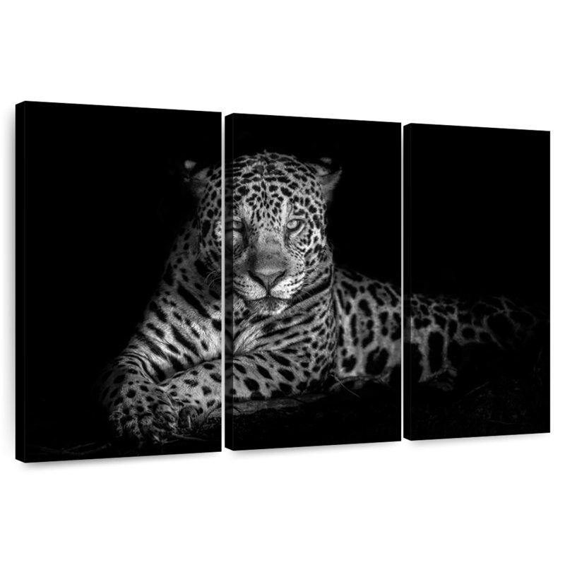 Blue Eyes Jaguar, 20" H x 33" W