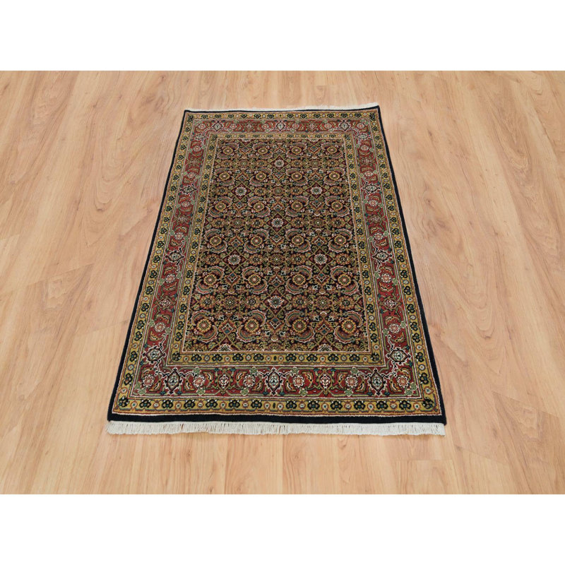 Theolia Wool Oriental Indoor Rug