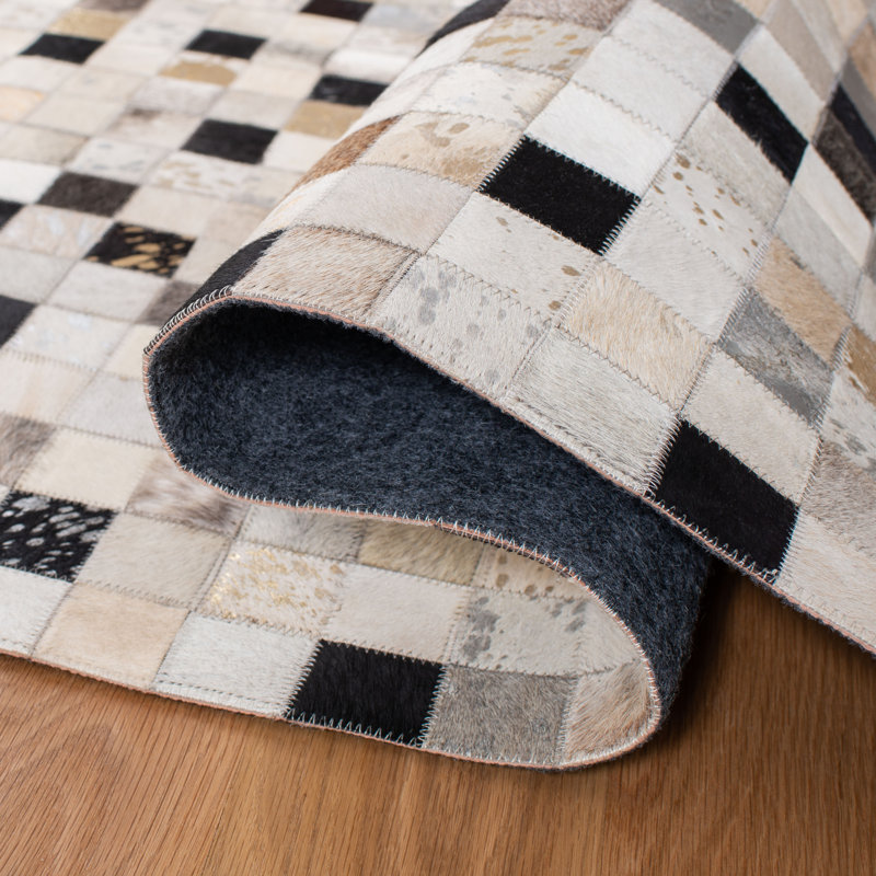 Herren Hand Woven Leather/Felted Cloth Geometric Rug in Ivory/Black, Rectangle 4' x 6'