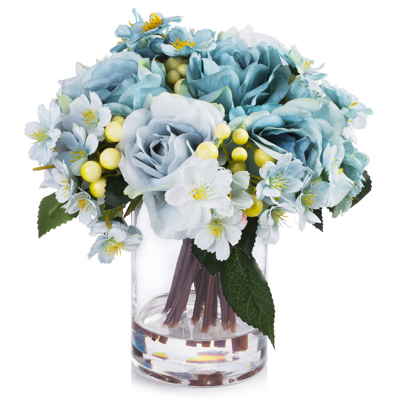Roses artificielles dans un vase, Bleu