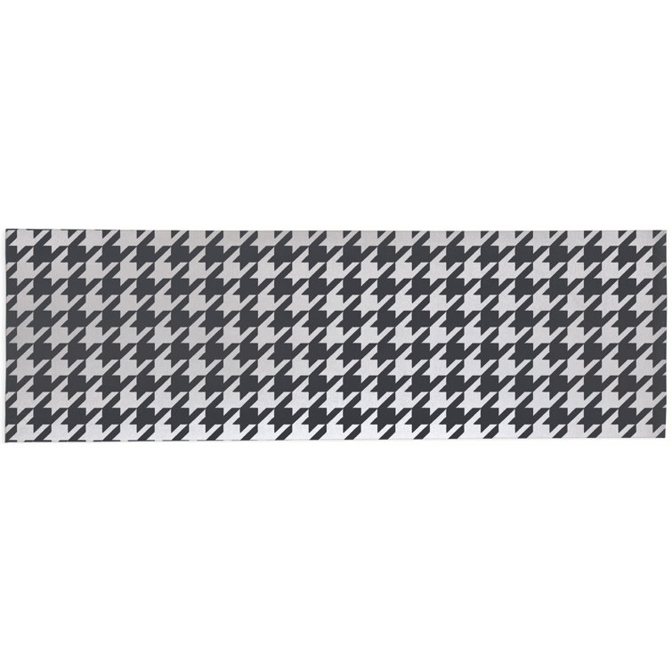 Send in the Hounds Outdoor Rug