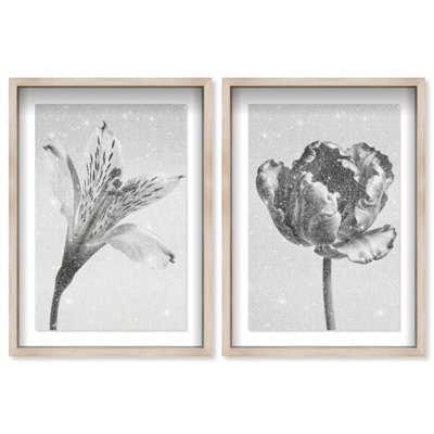 Peeking Flowers Set Set by Oliver Gal