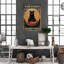 Chat noir prenant un bain-1631666162