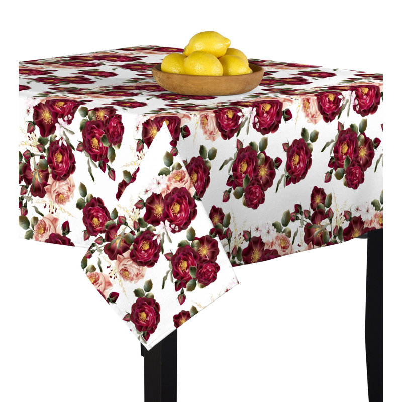 Chet Romantic Roses Tablecloth, 104" L x 60" W