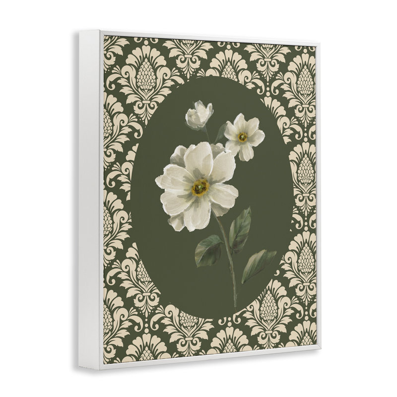 Giclée encadrée de fantaisie dentelle et fleurs blanches, design par Nan, H 30 po x l 24 po