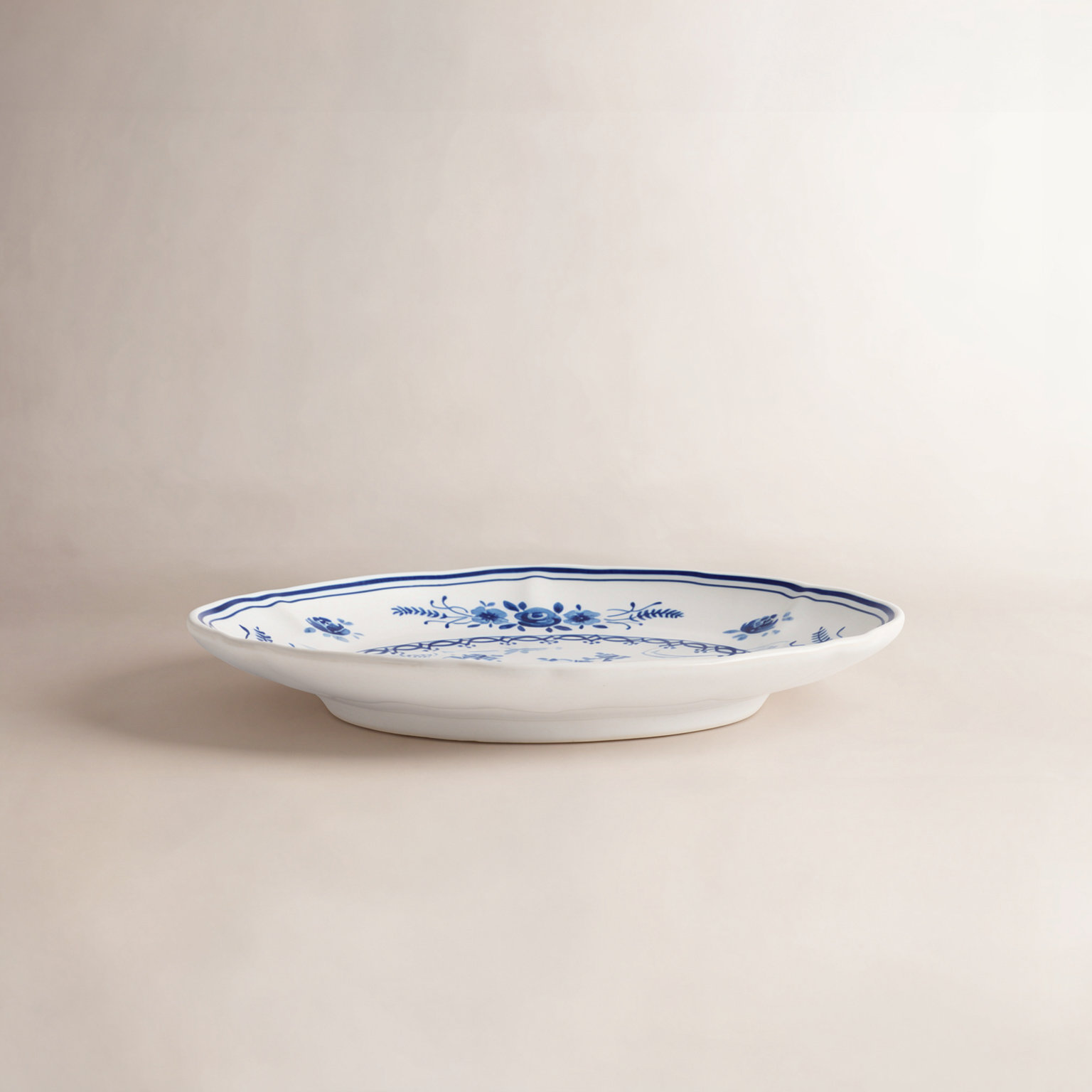 Vila Appetizer Plates, White/Blue
