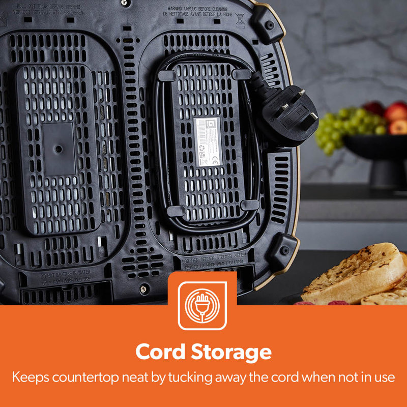 GEEPAS NordiQ 4 Slice Toaster | Matte Finish with Wood Accents | 6 Browning Levels Defrost Reheat & Cancel | Dual Control High Lift Removable Crumb Tray Cord Storage 2 Year Warranty 1500W