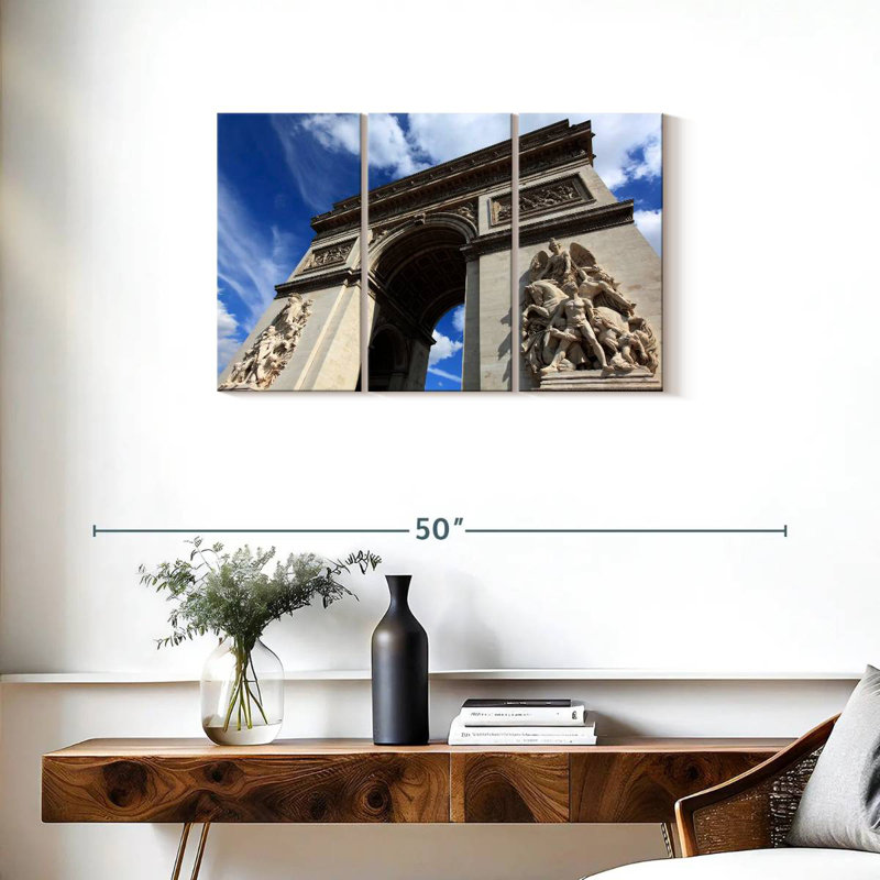 Lilie Arc De Triomphe Up Close, 20" H x 33" W