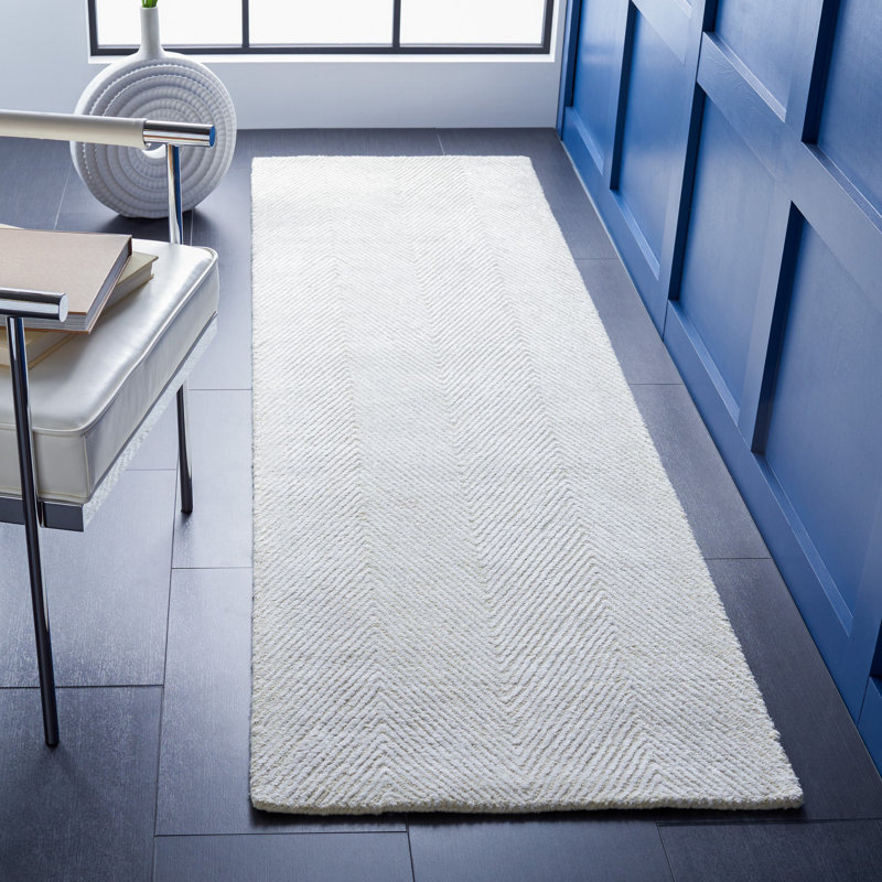 Keough Hand Tufted Viscose/Wool/Cotton Chevron Rug in Ivory/Beige, Runner 2'3" x 8'