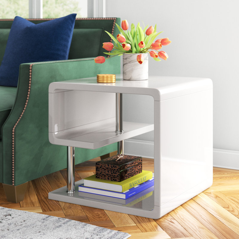 Jayviona End Table, White