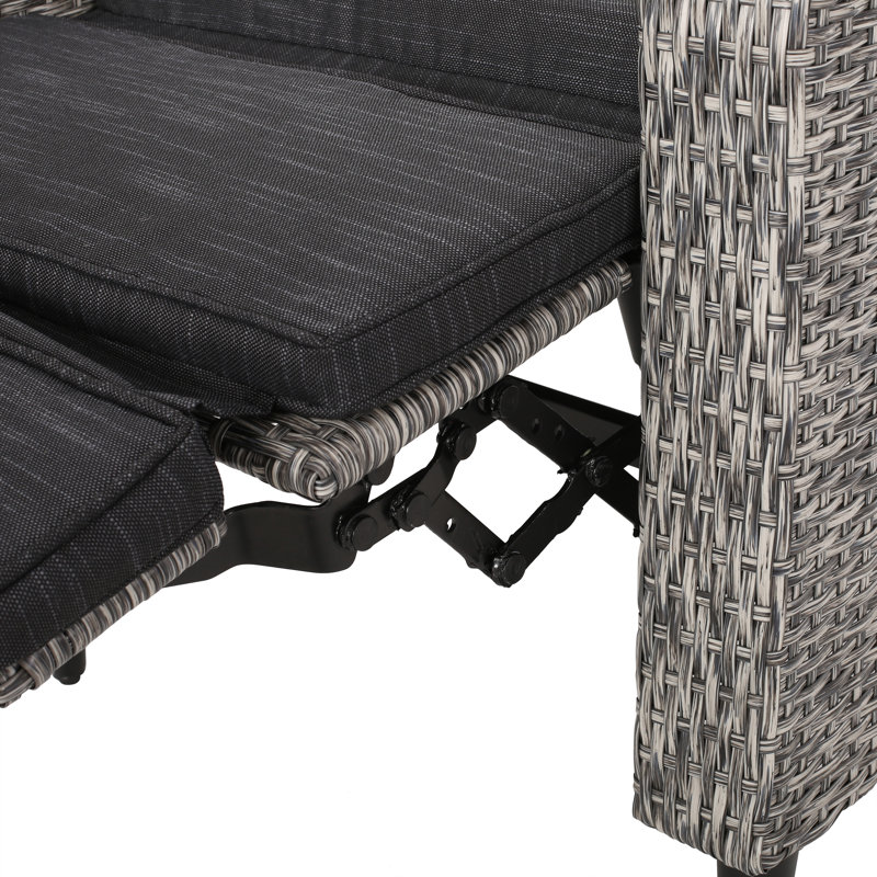 Chaise de patio avec coussins