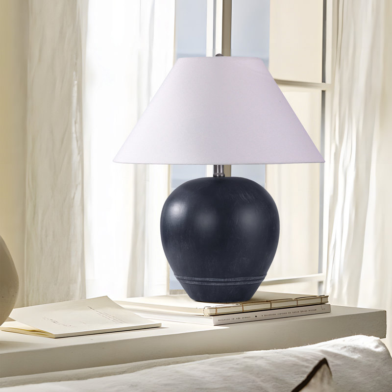 Lampe de table en céramique Kula , H 18,11 po x l 15,75 po x P 15,75 po, Noir