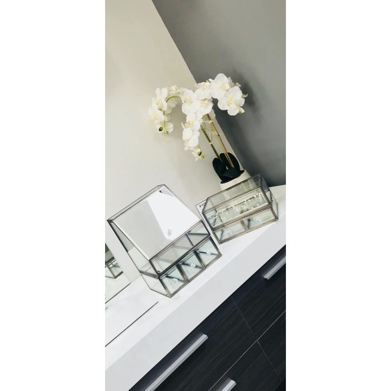 Glass Compartment Makeup Organiser