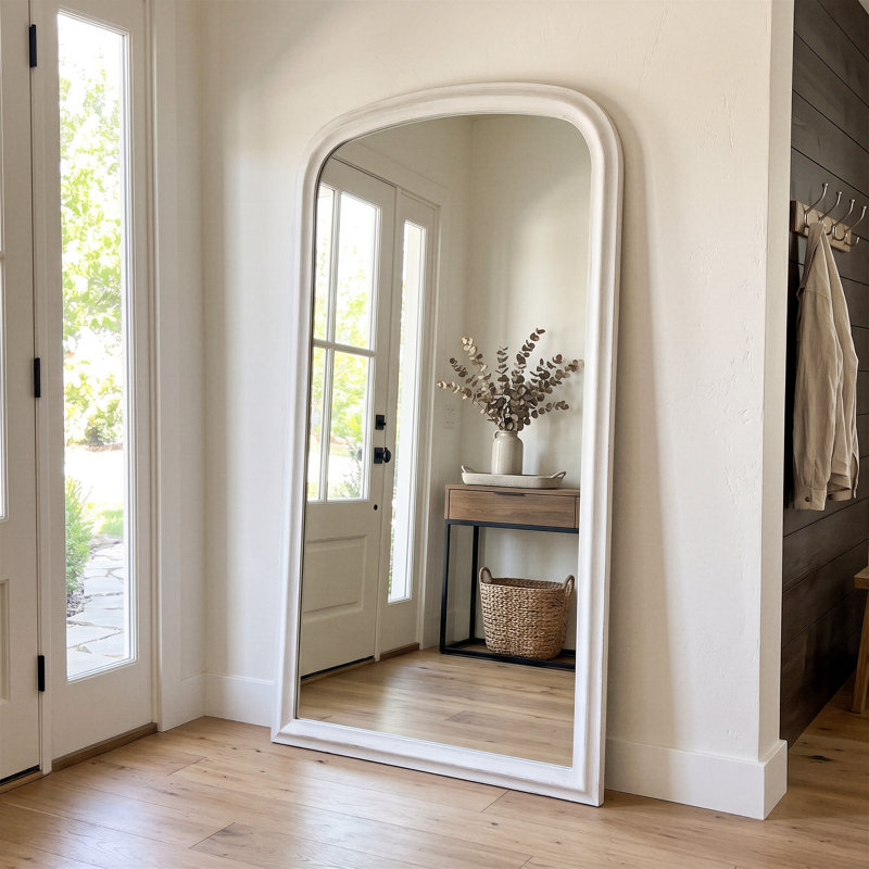 Miroir sur pied pleine longueur de 68 pouces avec cadre en bois et arc, idéal pour le salon, l'entrée ou la chambre.