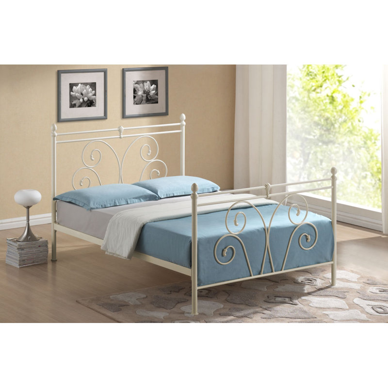 Metal Bed, Kingsize (5')