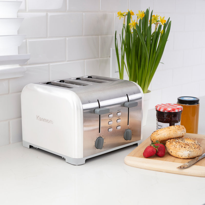 Grille-pain 4 tranches en acier inoxydable Kenmore avec deux commandes, fentes très larges et bagel, Acier inoxydable rouge